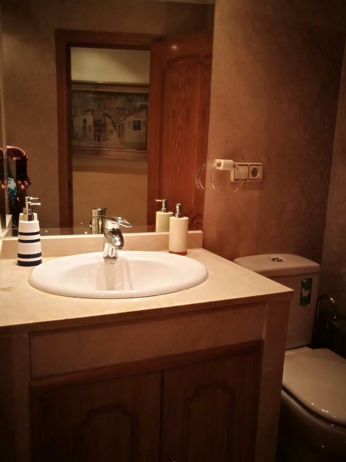 Apartamentos Torr Av America - Lopez De Hoyos - Chamartin Madrid Buitenkant foto