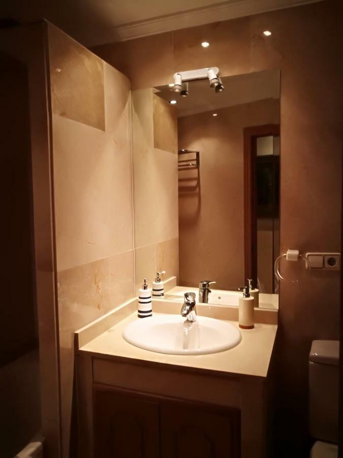 Apartamentos Torr Av America - Lopez De Hoyos - Chamartin Madrid Buitenkant foto