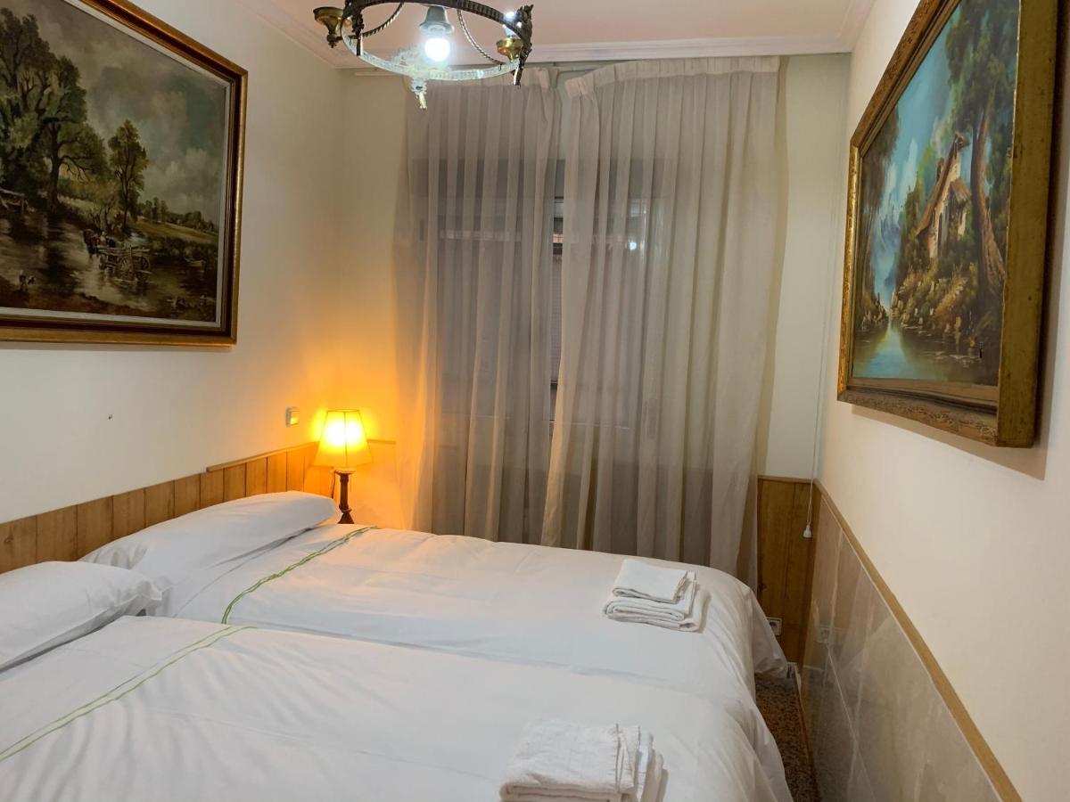 Apartamentos Torr Av America - Lopez De Hoyos - Chamartin Madrid Buitenkant foto
